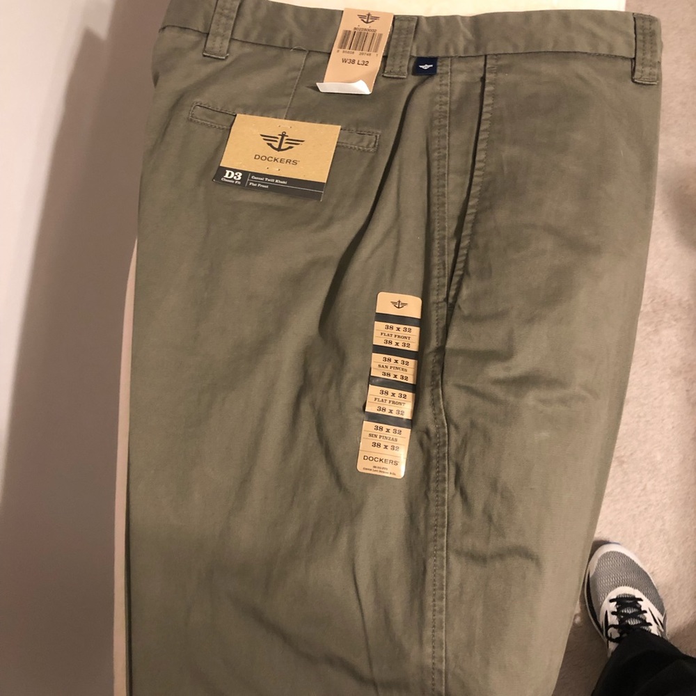 New with Tags Dockers Khakis